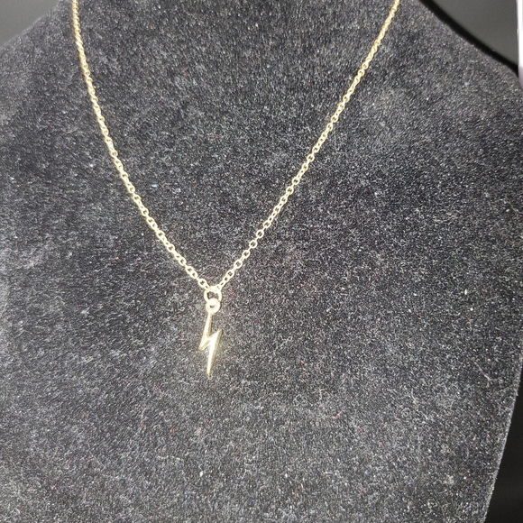 ⬇️$29 GOLD LIGHTING BOLT NECKLACE - Picture 6 of 10